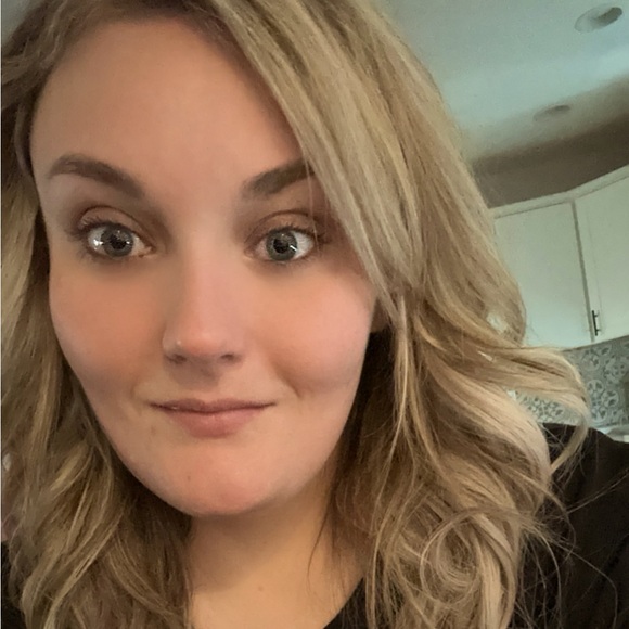 Meet your Posher, Wendy - Picture 1 of 1